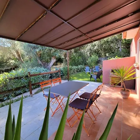 A Vigna Vecchia - 3 Pieces Sud Vecchio Bed & Breakfast