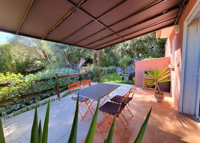 A Vigna Vecchia - 3 Pieces Sud Vecchio לינה וארוחת בוקר